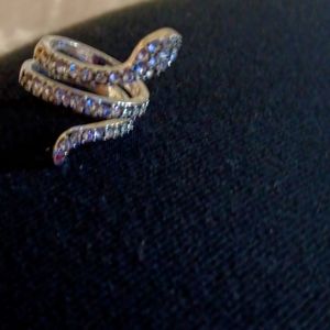 Beautiful Diamond snake ring